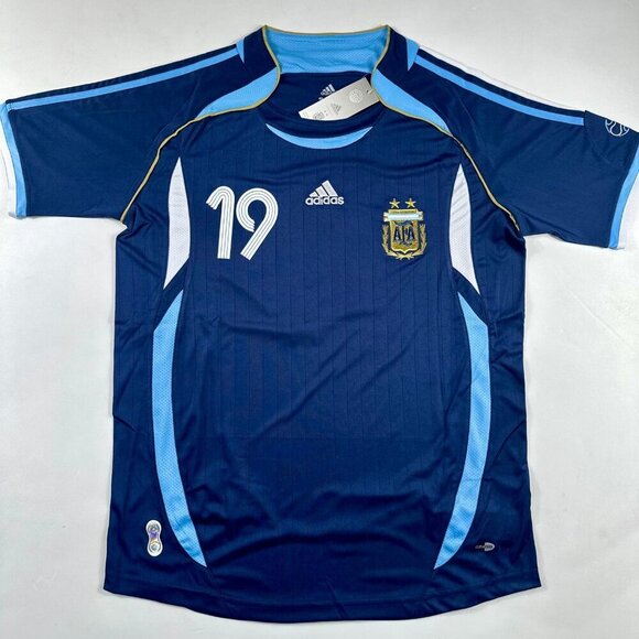 Adidas Rare 2006 World Cup Debut Lionel Messi #19 Argentina Away Retro Jersey - Picture 3 of 11